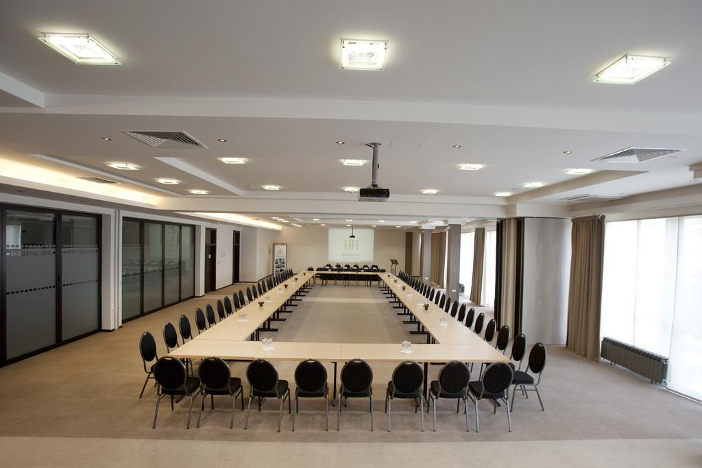 Hotel קרגיובאק מראה חיצוני תמונה